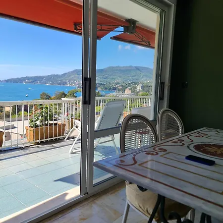 Oceans's View شقة *